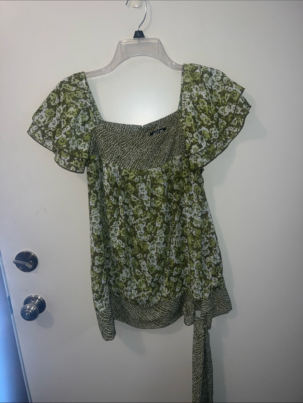 Apt. 9 Olive Green Floral Smocked Flutter Sleeve Top